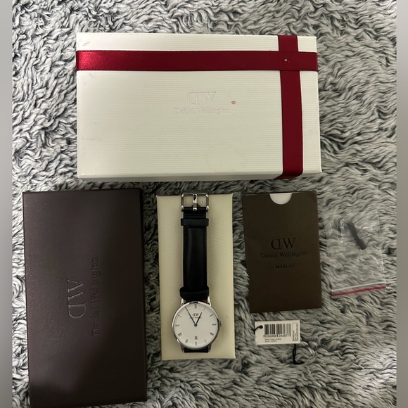 Daniel Wellington Dapper Sheffield - Picture 2 of 4